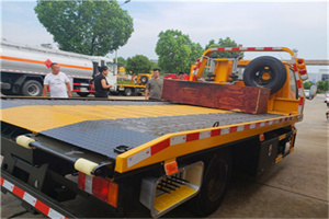 港北区附近拖车电话号码服务