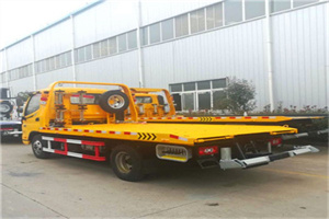 港北区附近拖车救援搭电